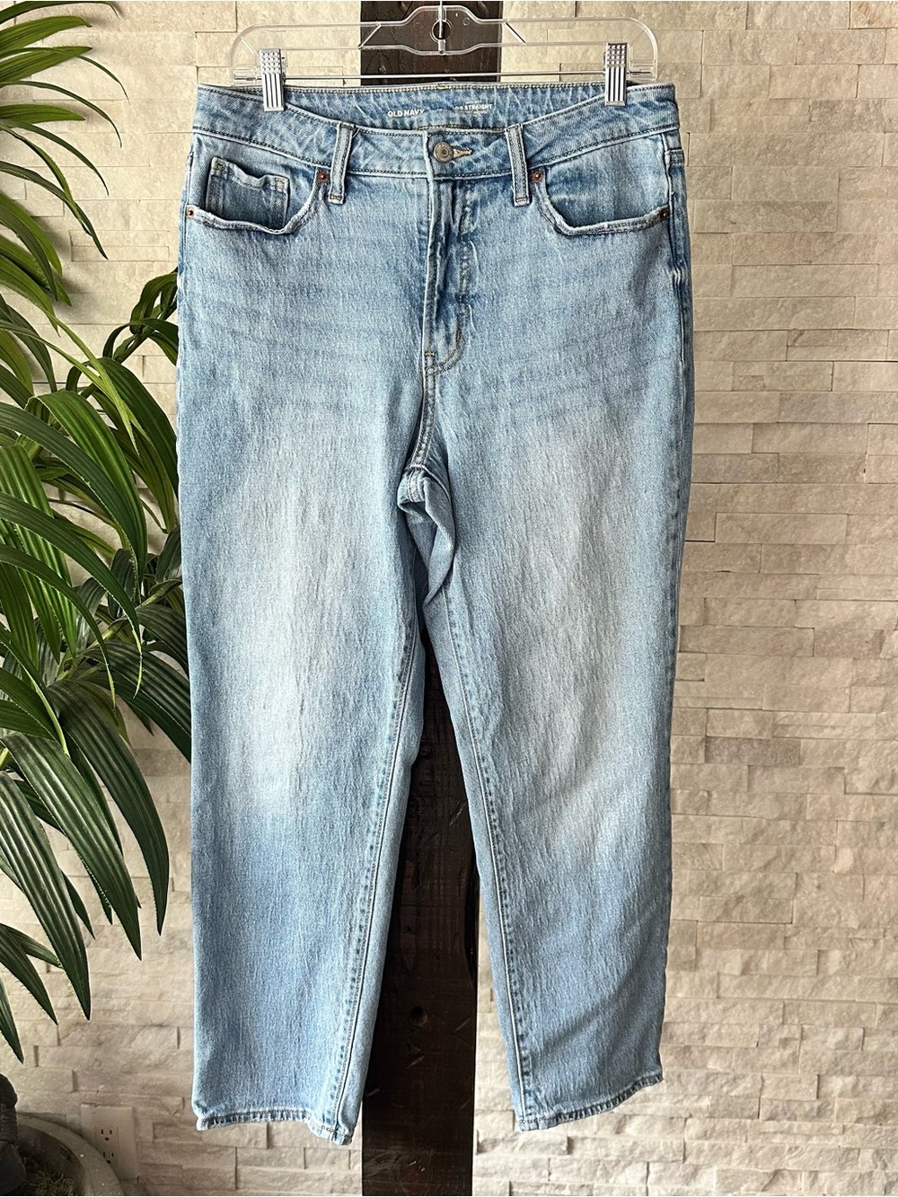 Old Navy High Rise OG Straight Light Wash Straight Leg Jeans Size 10